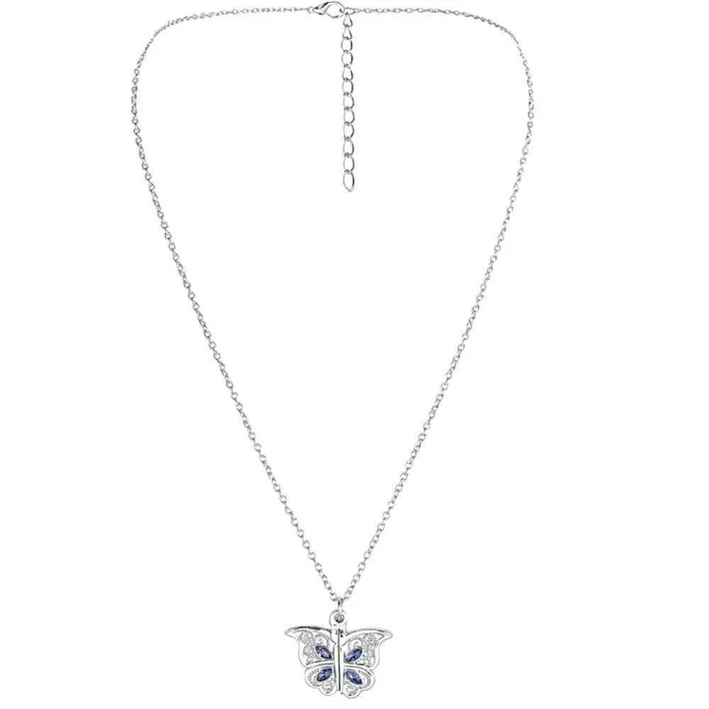 NWT Butterfly Wings Open To Show “I Love You” 🦋 Silver Necklace Summer Jewelry